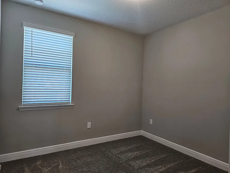 14371 Braemar St — Photo 12