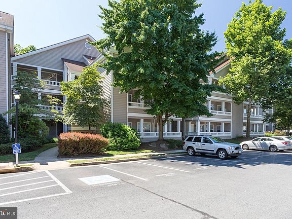 2nd image of 14321 Climbing Rose Way APT 306