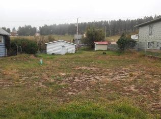 910 Gordon St, Custer, SD 57730