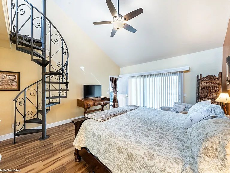 1801 Jamaica Way #331 — Photo 52