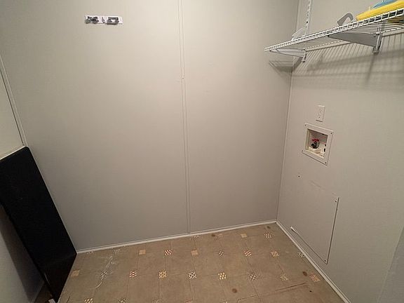 3rd image of 48 Prentis Rd