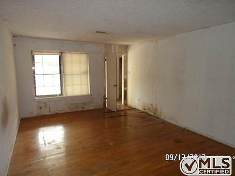 2nd image of 2941 Etta Dr
