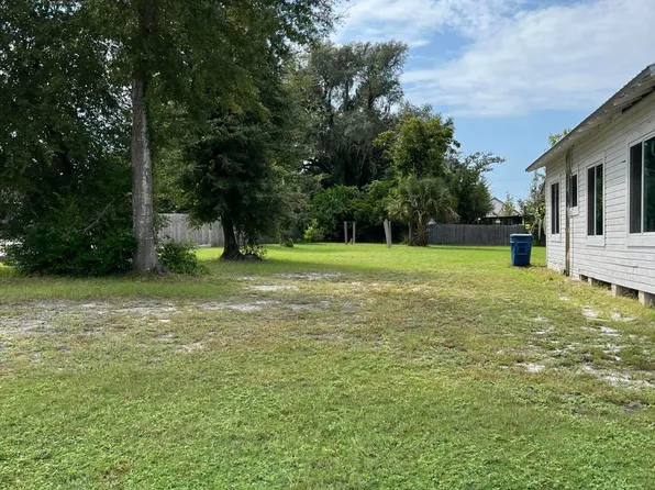 229 Maine Ave, Panama City, FL 32401