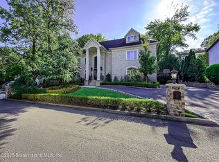 25 Beebe St, Staten Island, NY 10301