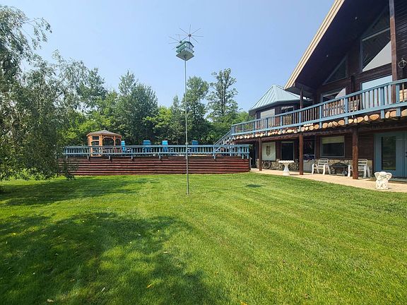 3rd image of 724 Solpers Bay Rd