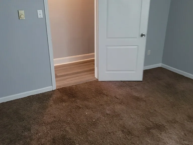 329 Porter Ave — Photo 10