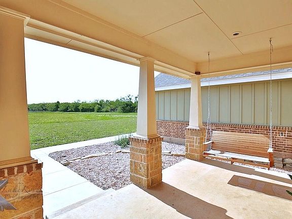 4th image of 5333 County Road 103 N