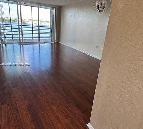4th image of 1075 NE Miami Gardens Dr APT 706