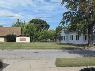911 W Jefferson St, Sandusky, OH 44870