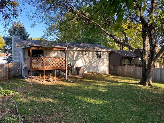 Back yard, Covered deck