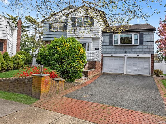 2nd image of 2038 Ripley Lane