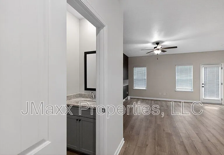7151 Chara Ln — Photo 7