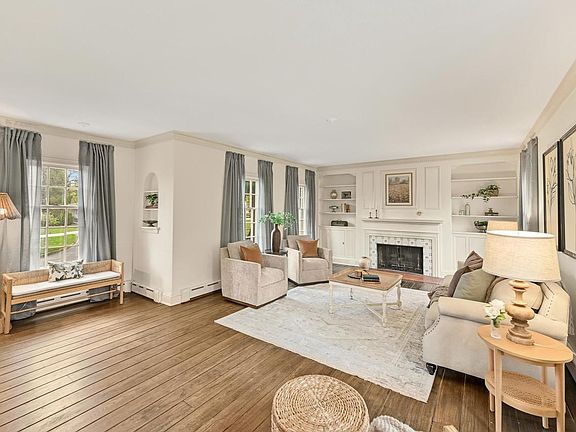 5th image of 1065 Lower Ridgeway