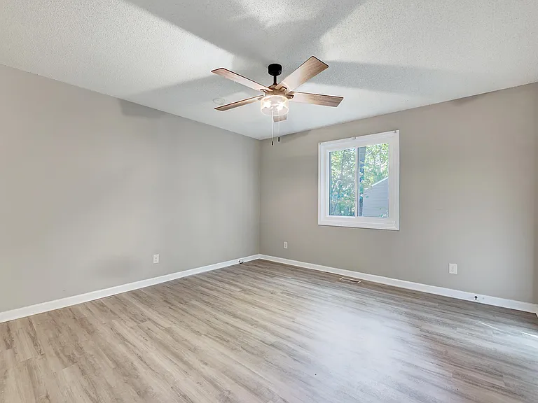4115 Arckelton Dr — Photo 22