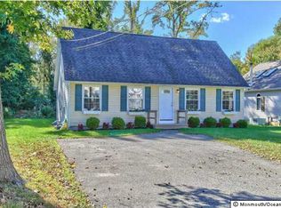 94 Hamilton St, Middletown, NJ 07748