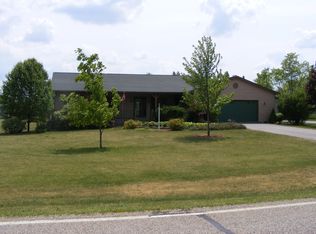 2080 E Maple Rapids Rd, Saint Johns, MI 48879