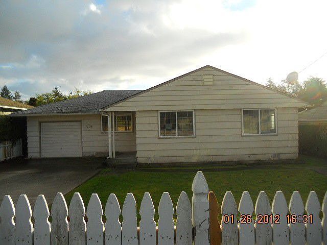 1st image of 2231 S 134th St