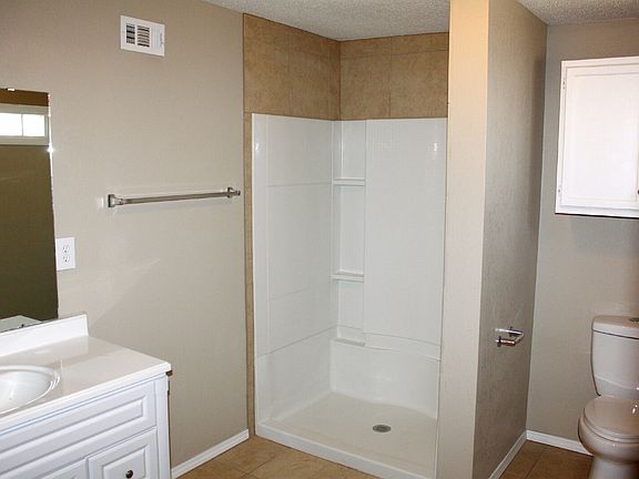 5th image of 4608 44th St
