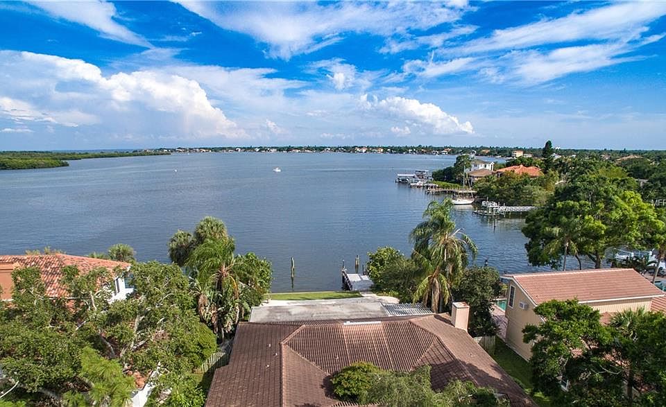 1st image of 2100 Tanglewood Way NE