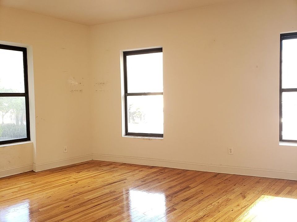 1st image of 248 W 105th St #3PL