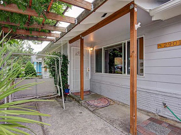 4th image of 2901 NE 98th Ave