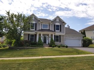 5335 Shotkoski Dr, Hoffman Estates, IL 60192