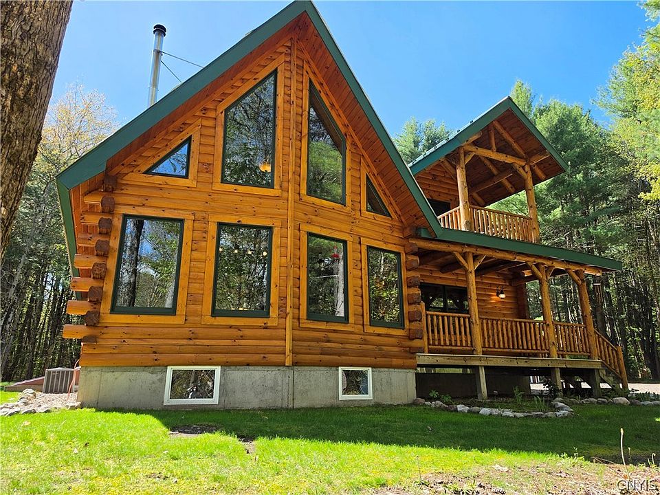 1st image of 621 Tynan Rd