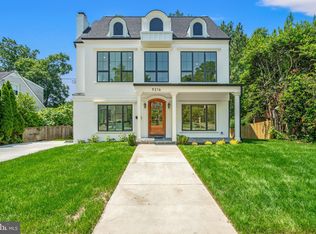 9216 Shelton St, Bethesda, MD 20817