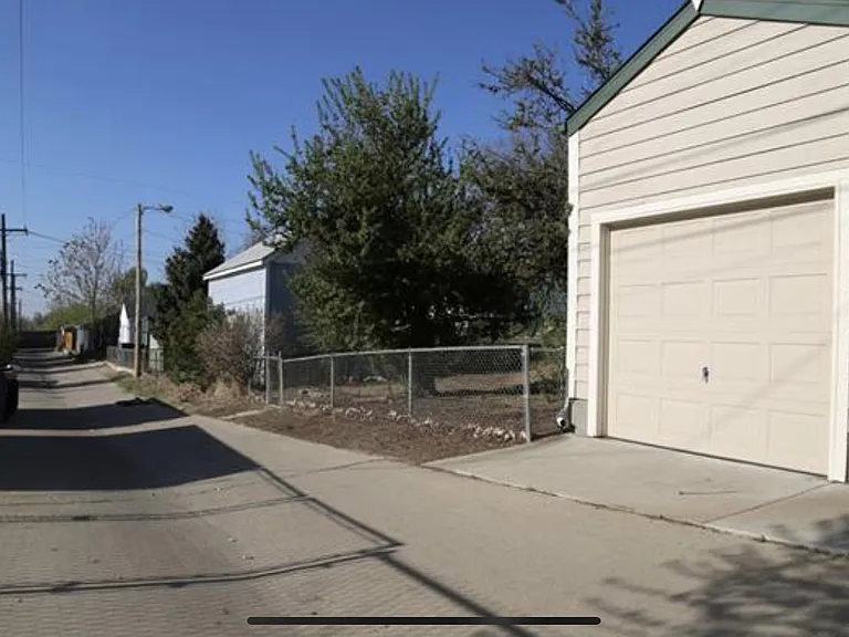4860 Clay St — Photo 17