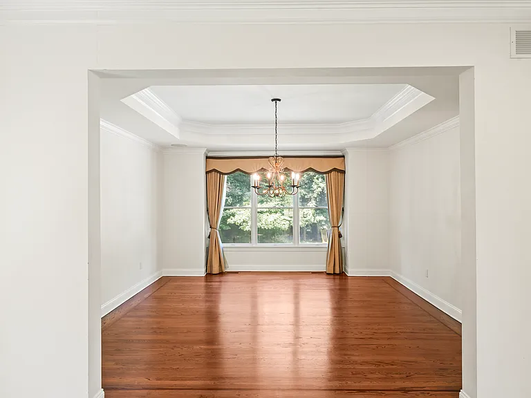 368 Hoyt St — Photo 21