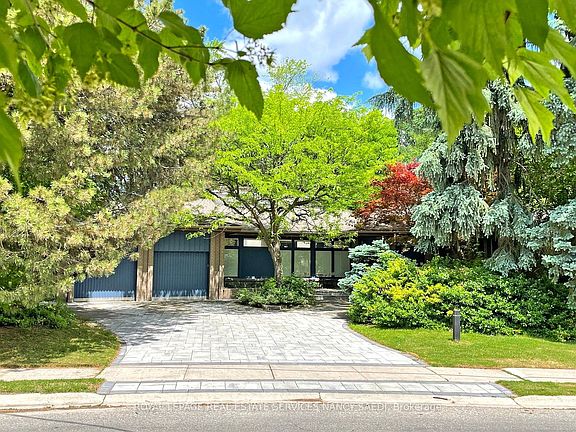 4th image of 62 Wimpole Dr