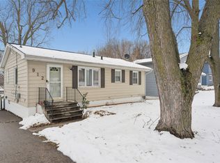 912 Titus Ave, Des Moines, IA 50315