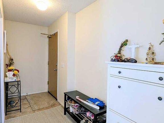 5th image of 2211 29th St SW #217