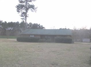 147 Deerpark Dr, Waskom, TX 75692