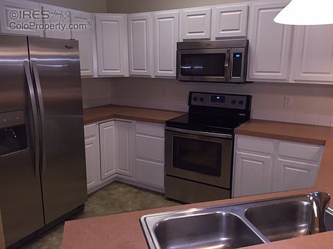 2nd image of 900 Scotch Pine Dr