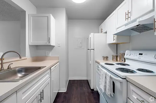 3818 Bay Club Cir — Photo 9
