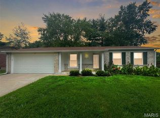 1727 Del Rosa Way, Saint Louis, MO 63138