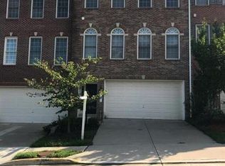 8411 Chaucer House Ct, Lorton, VA 22079