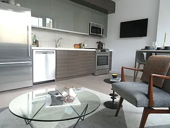 Rented by The Marketing Directors (Arias)