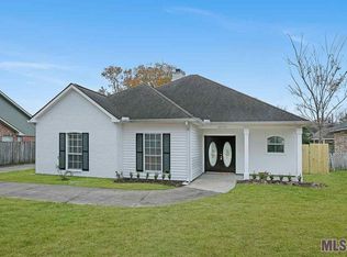 18465 Perkins Oak Rd, Prairieville, LA 70769