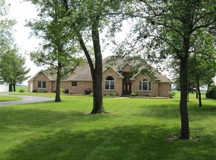 3847 Stillmeadow Dr, Wheatfield, IN 46392