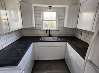 13566 Cedar Rd #1, Cleveland, OH 44118