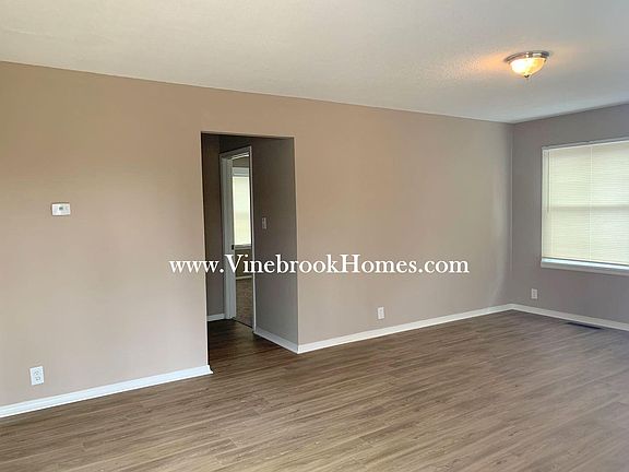 3rd image of 6804 Carlsen Ave
