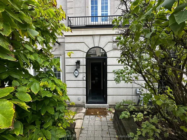 11 Everson Dr #204, Toronto, ON M2N 7B9