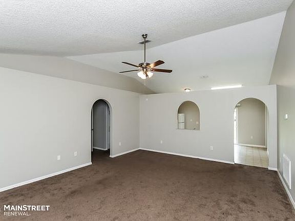 5th image of 3014 Gagstater Ave SE