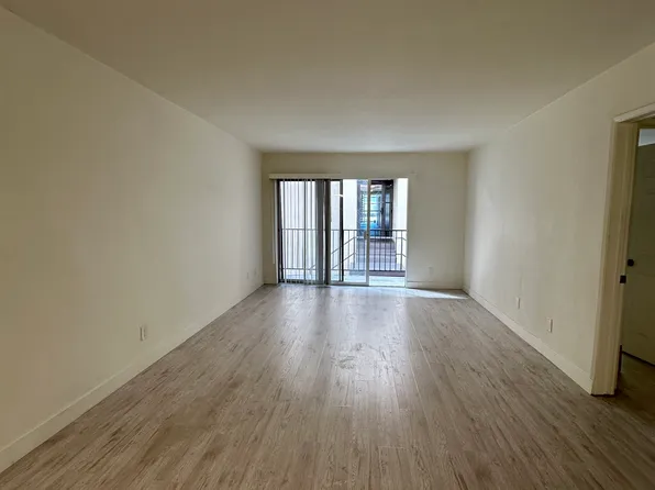 1710 Purdue Ave #108, Los Angeles, CA 90025