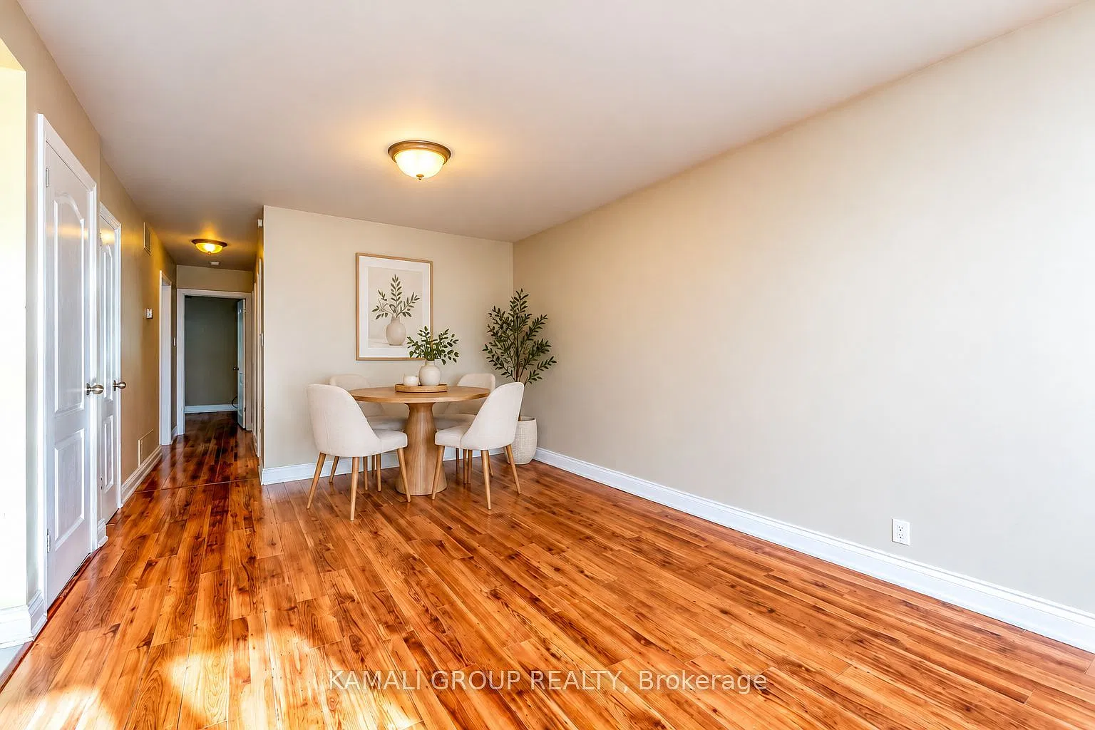 3 bed, $2,640 — Photo 4