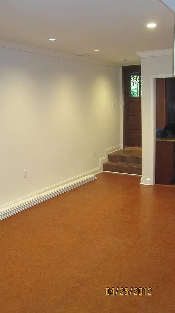 1 bed, 700 sqft, $1,600 — Photo 4