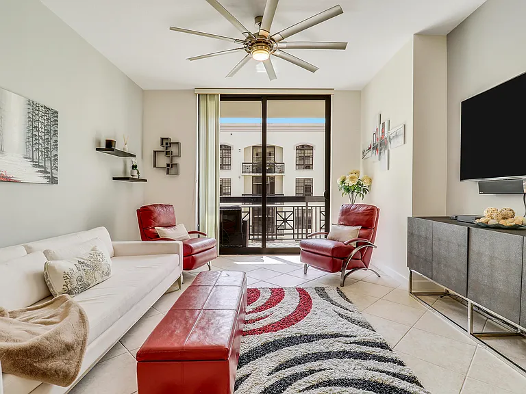 801 S Olive Ave #1515 — Photo 14