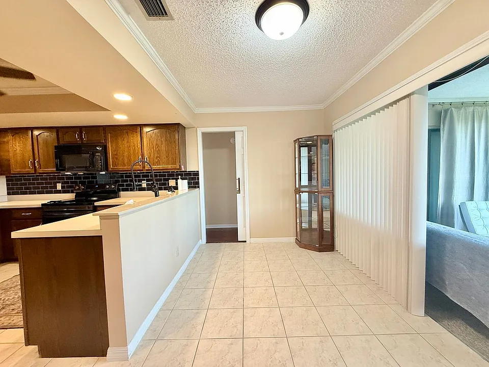 1739 Lake Marion Dr